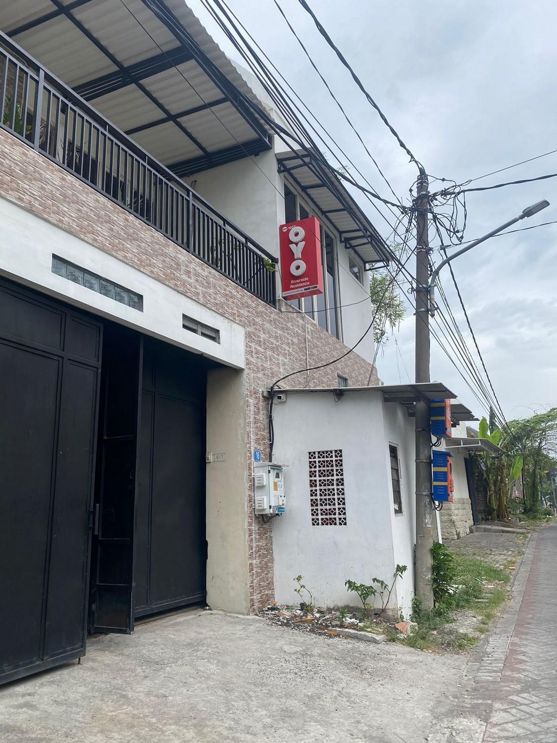 Reddoorz At Sukomanunggal Surabaya Kültér fotó